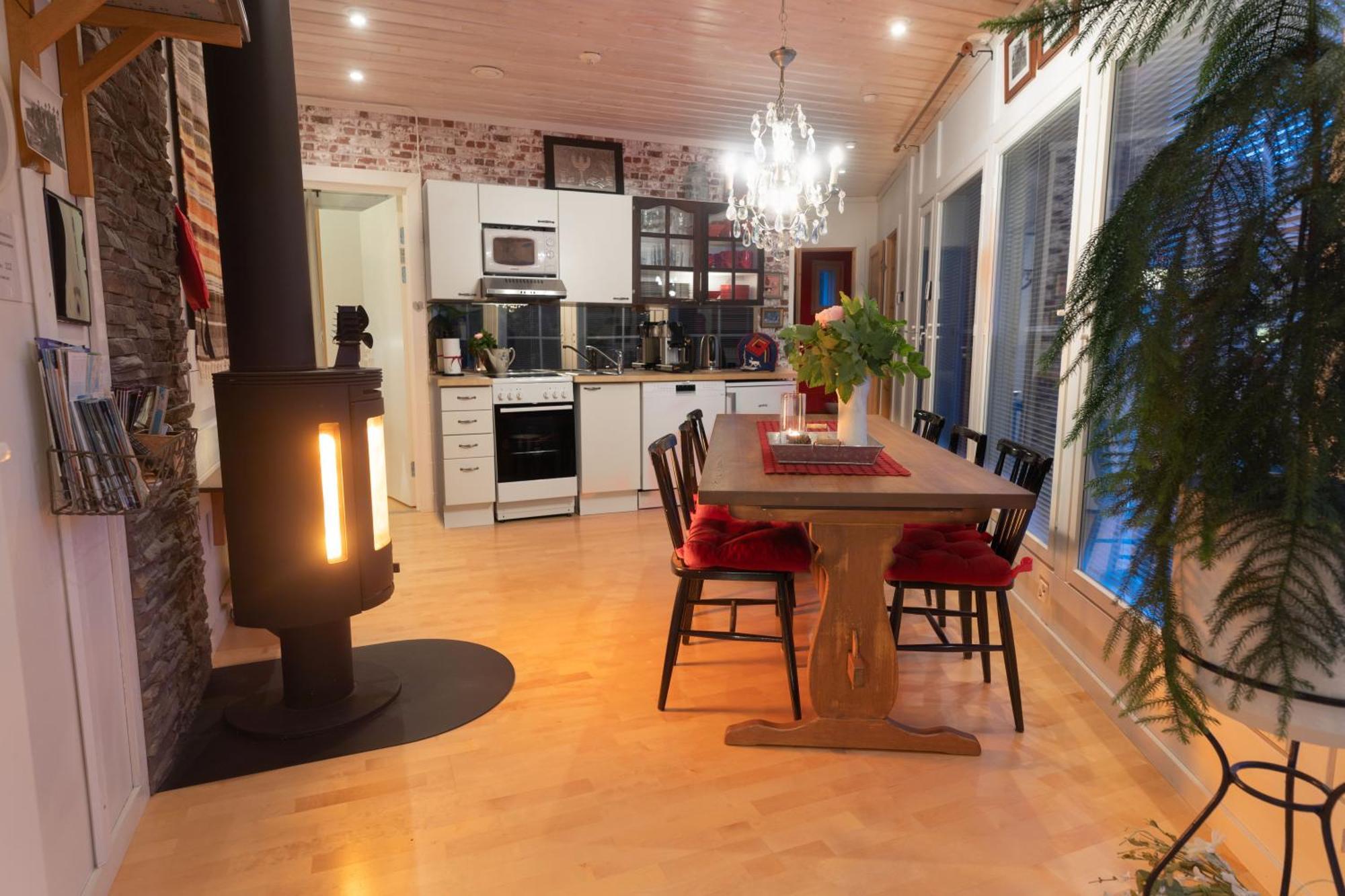 روفانييمي Aaria Bed And Breakfast المظهر الخارجي الصورة
